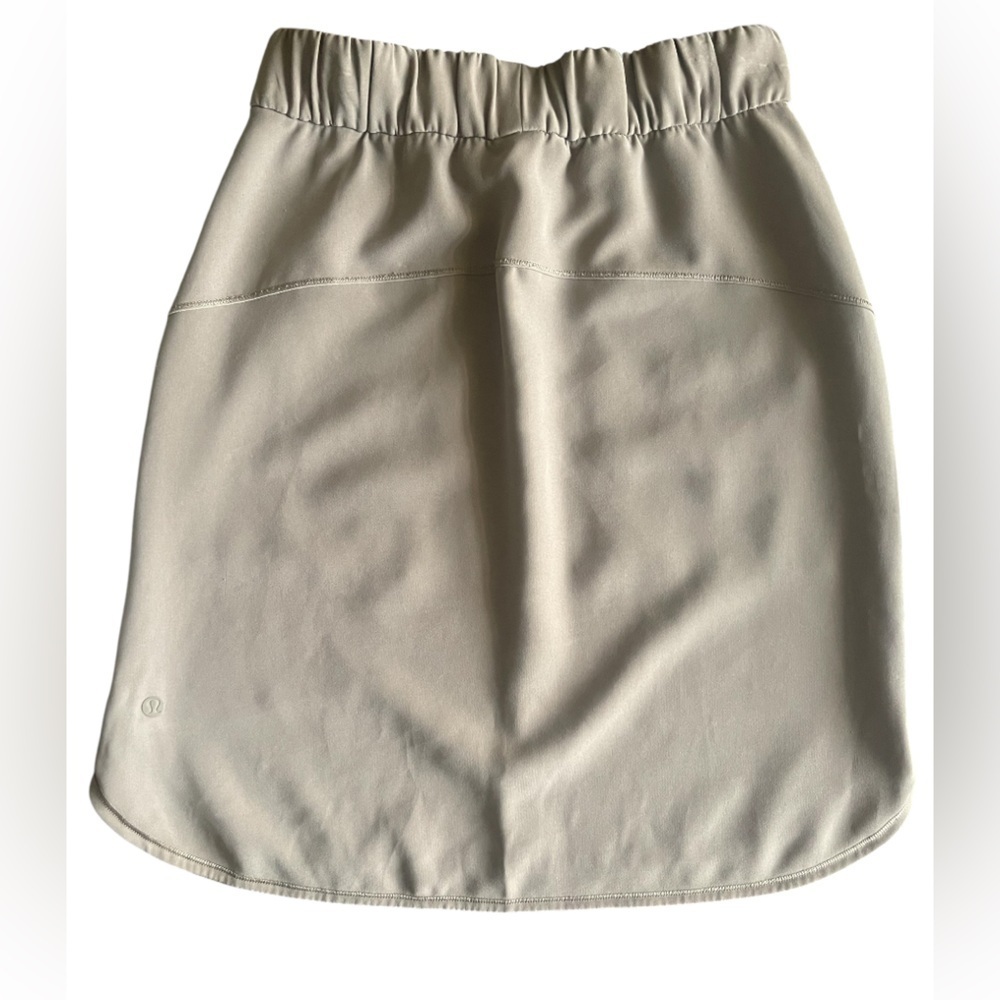 Lululemon On the Fly Skirt - Frontier Color - Picture 4 of 8